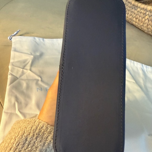 Neely & Chloe Navy stackable Cosmetic Case - Picture 8 of 10